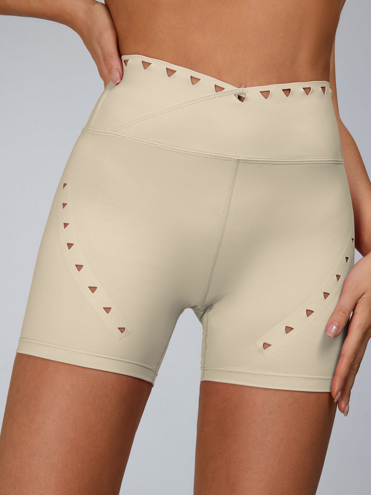 Cutout V Shape Waist Leggings