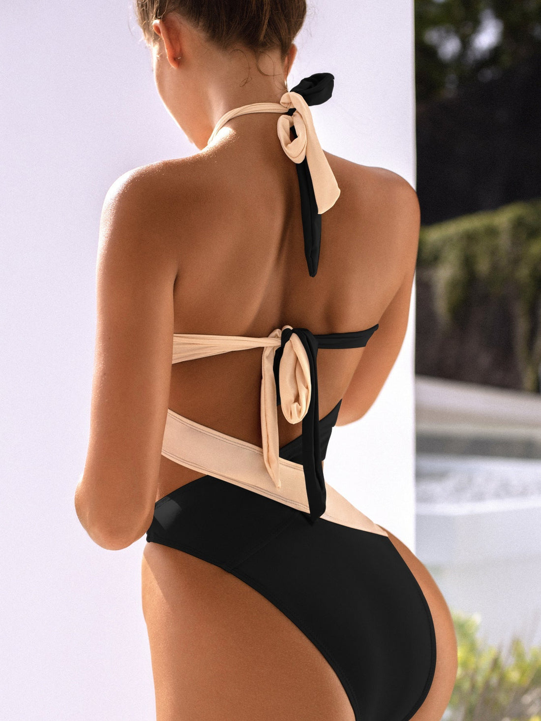Contrast Color Cross One-piece