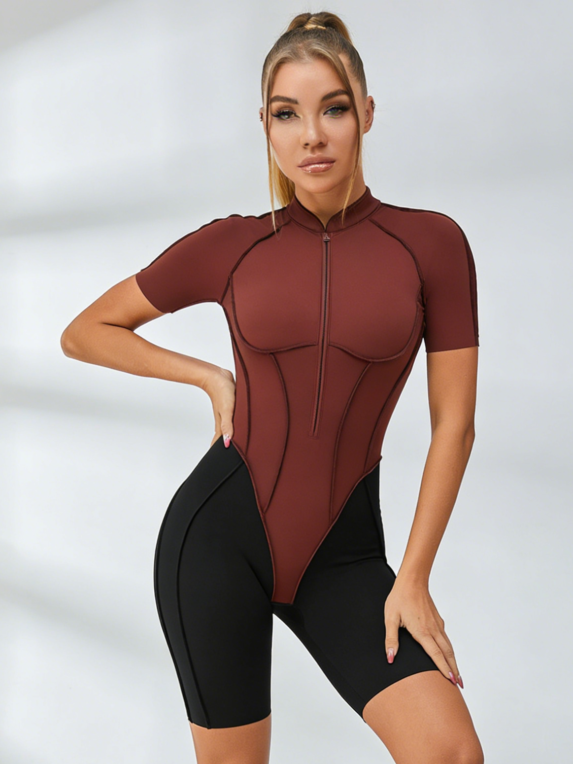 Contrast Color Backless Stitch Zipper Short Romper