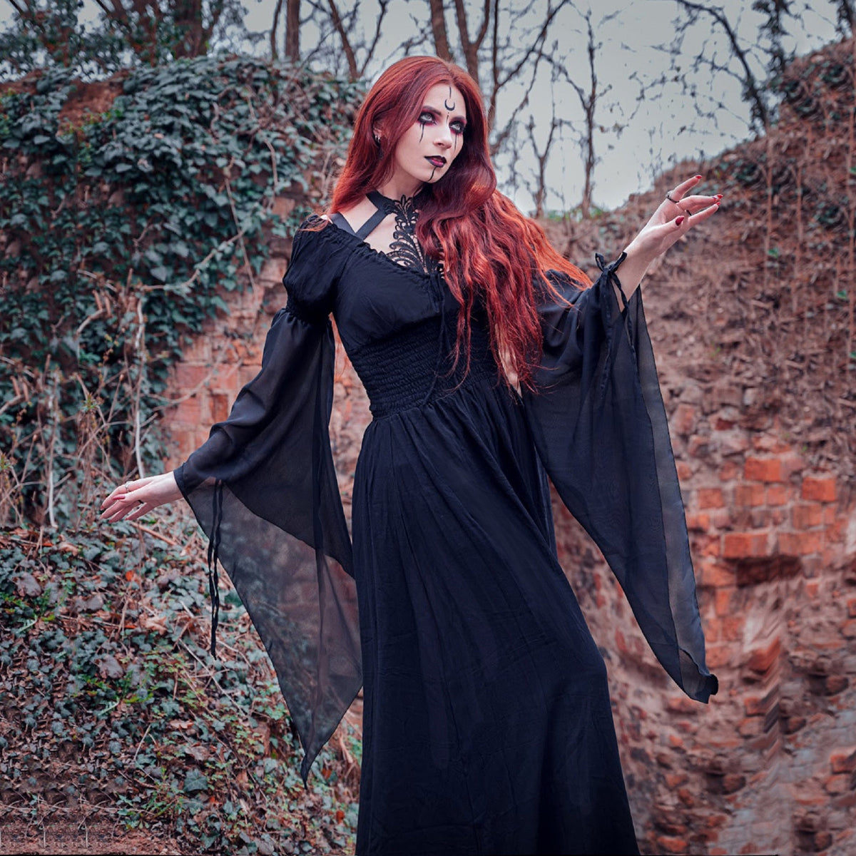Helena Renaissance Flowing Sleeve Romantic Maxi Dress