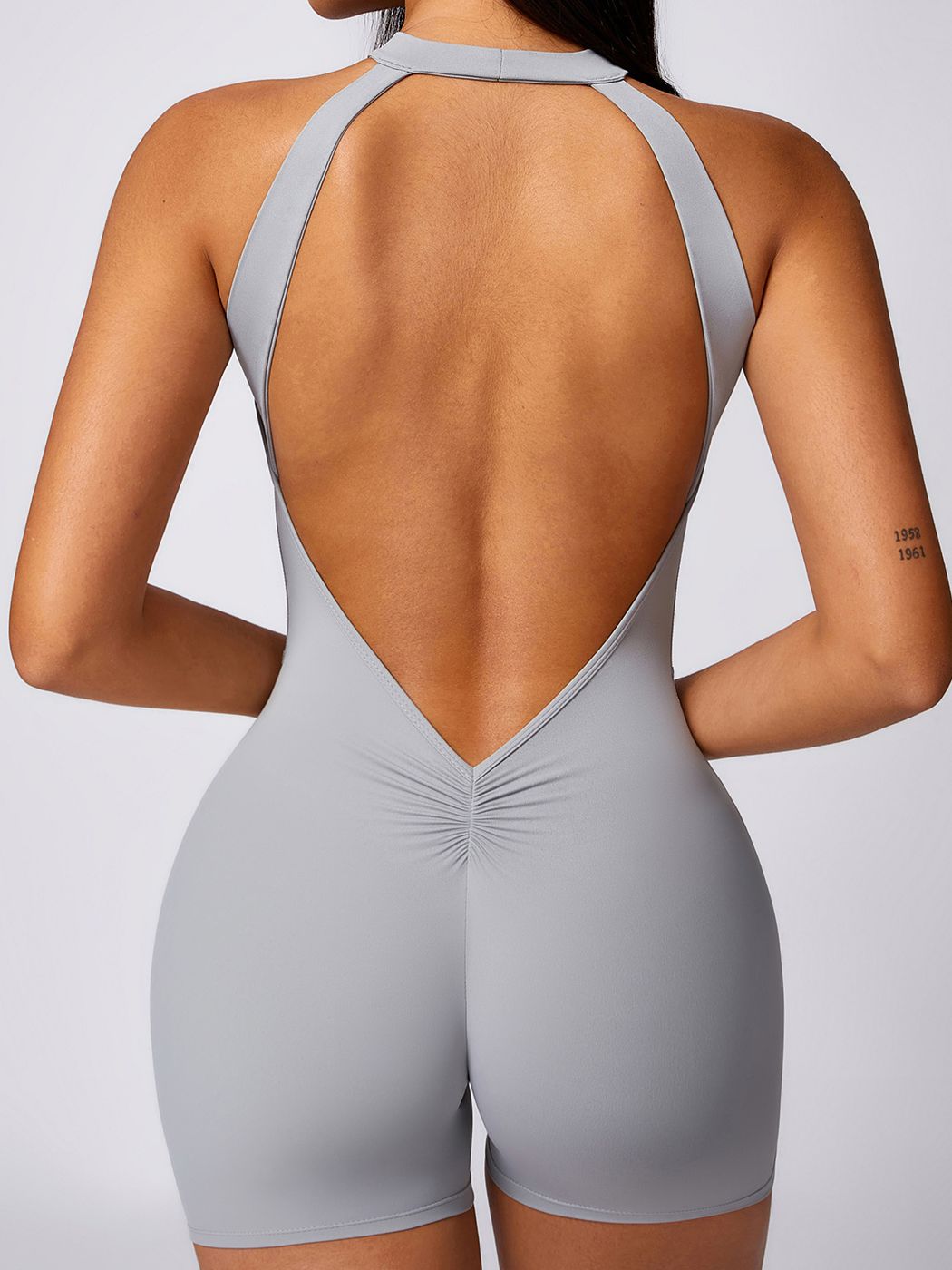 Backless Hollow Out V-shaped Waist Scrunch Bum Romper