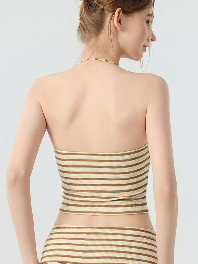 Contrast Color Stripe U Collar With Chest Pads Short Tracksuit