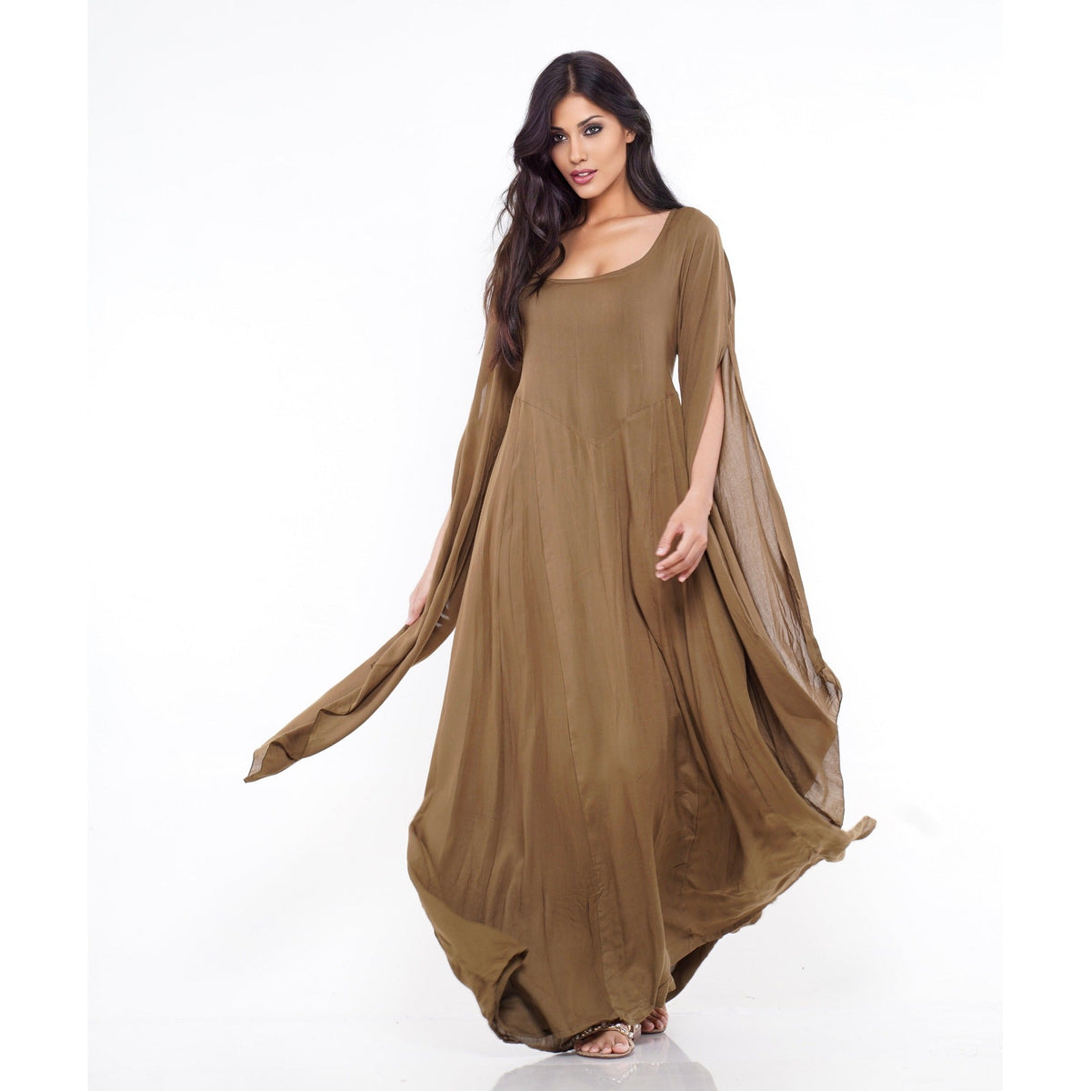 Sariah Renaissance Flowing Sleeve Boho Maxi Dress