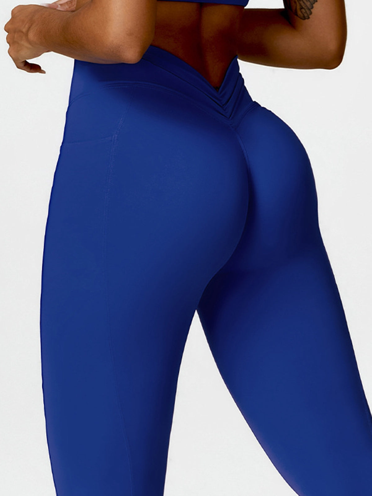Deep V Back Pocket Leggings