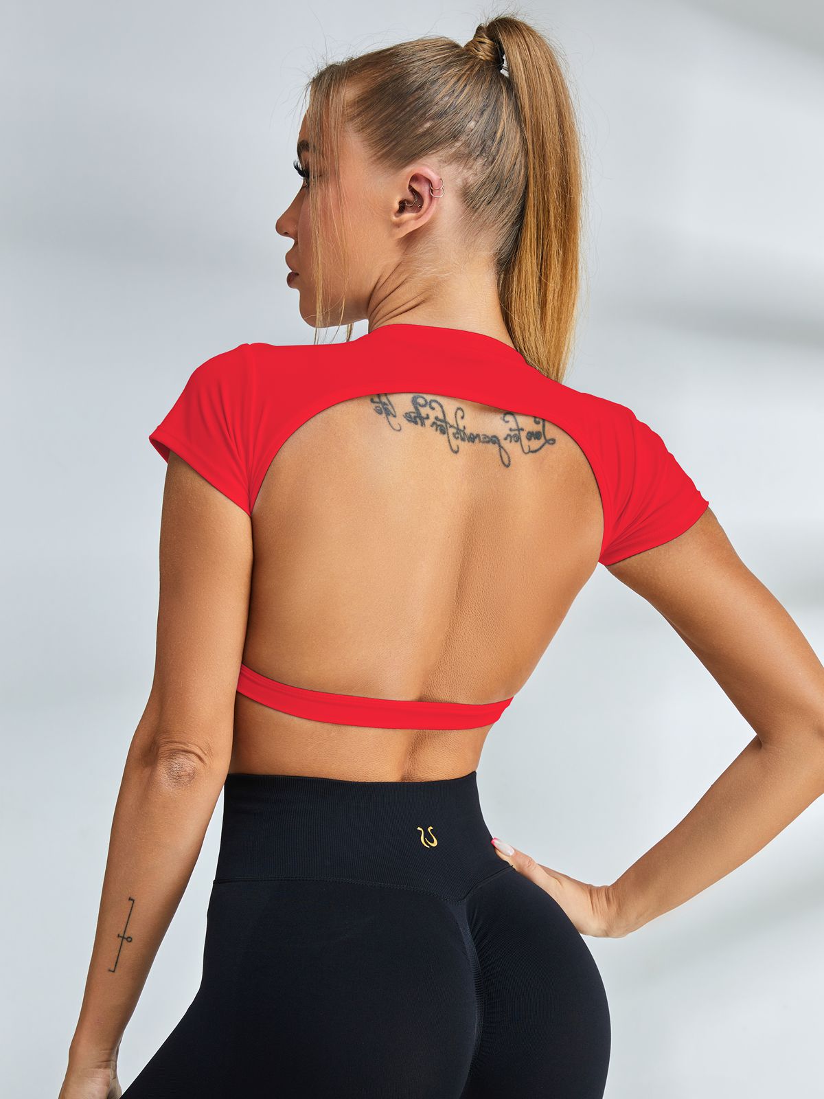 Backless Short Sleeves