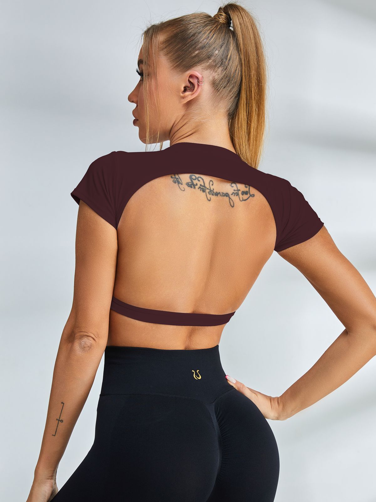 Backless Short Sleeves