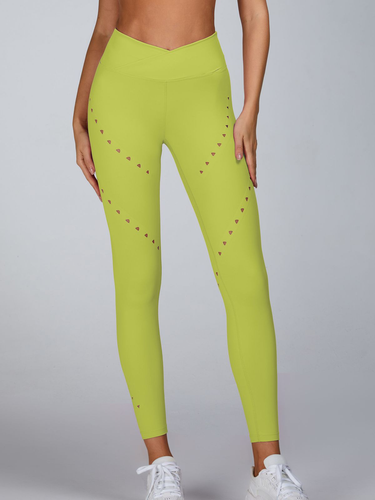 Cutout V Shape Waist Spandex Gym Booty Shorts